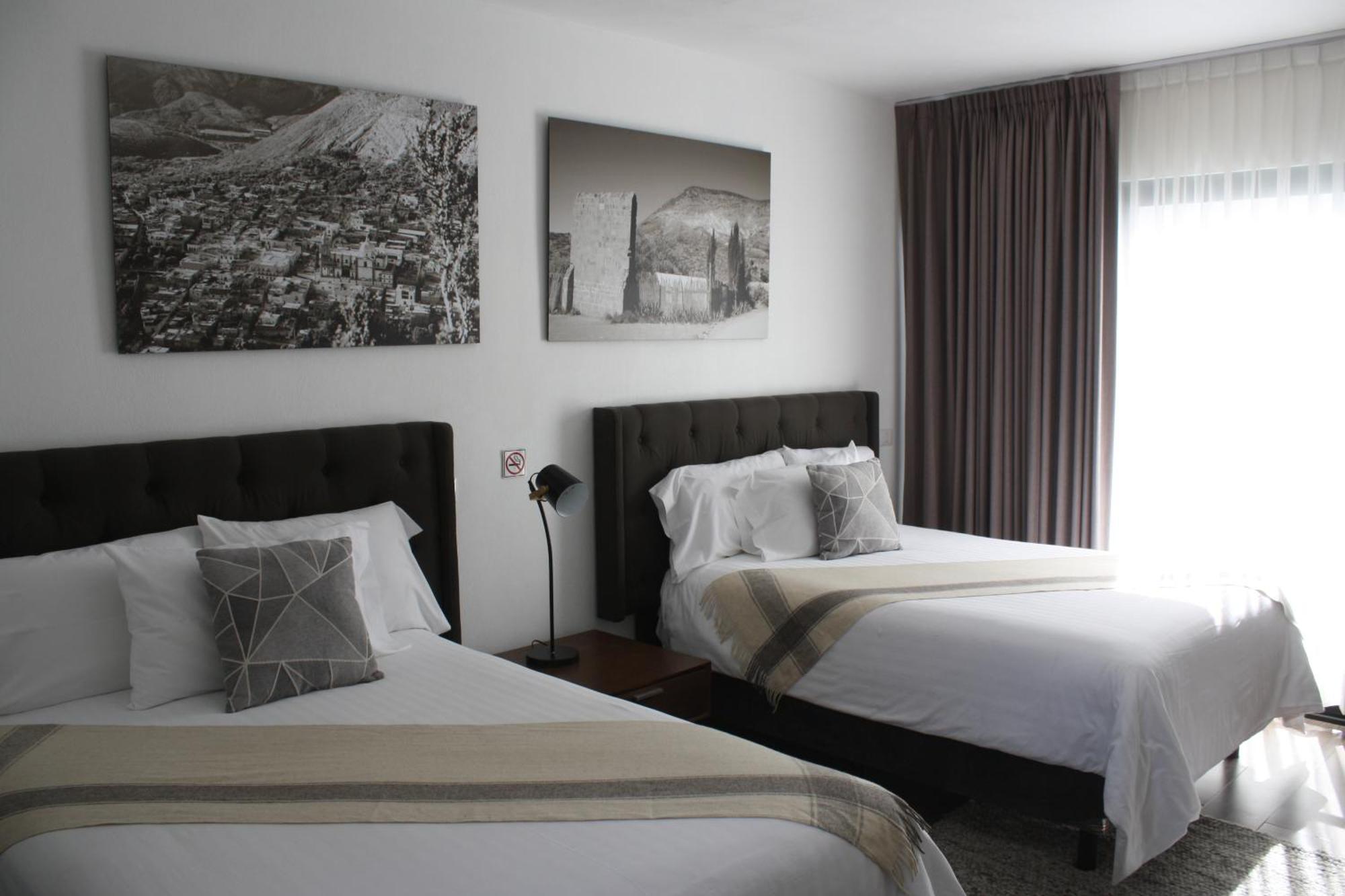 Hotel Mina Real Cedral Esterno foto