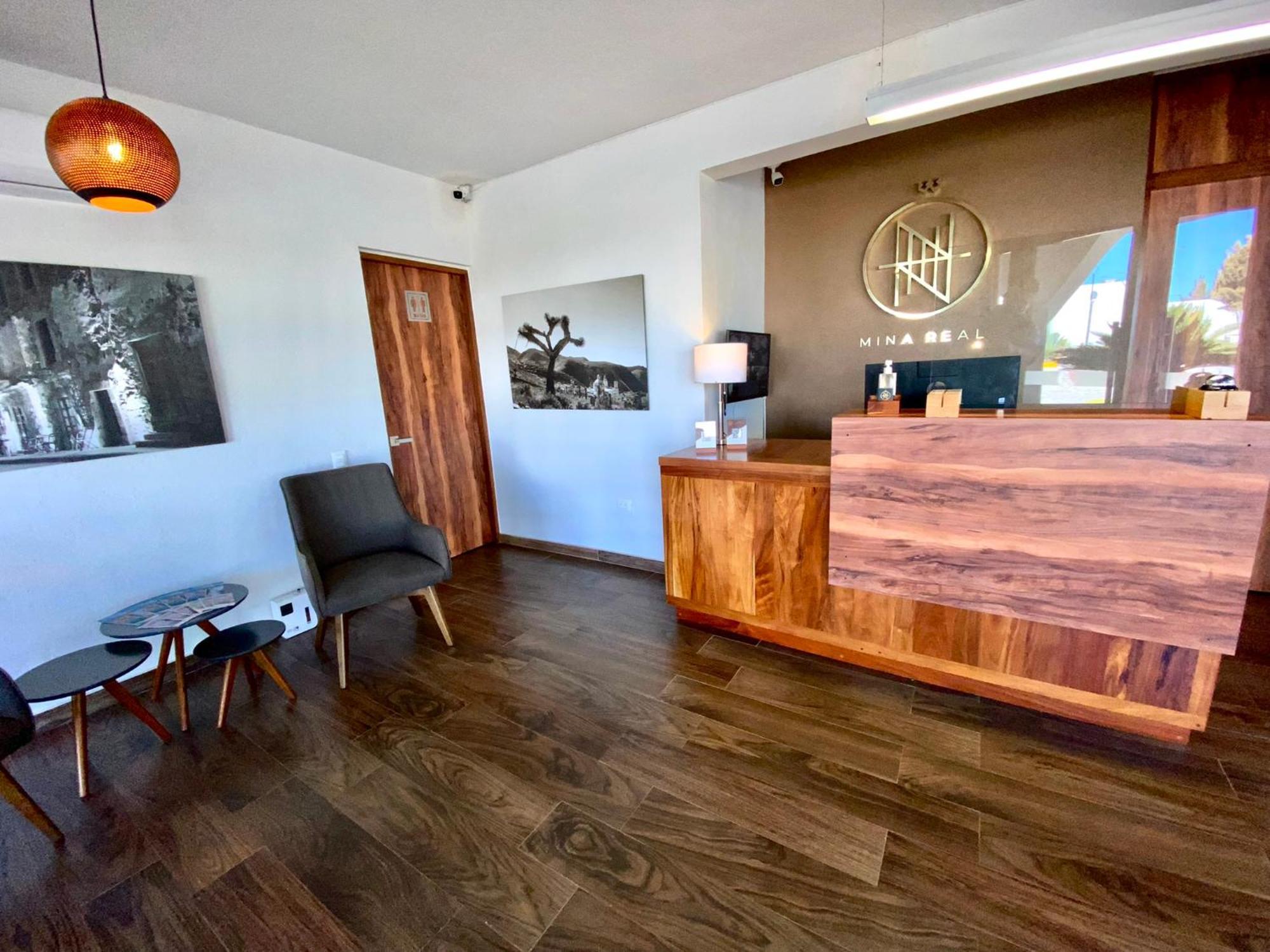 Hotel Mina Real Cedral Esterno foto