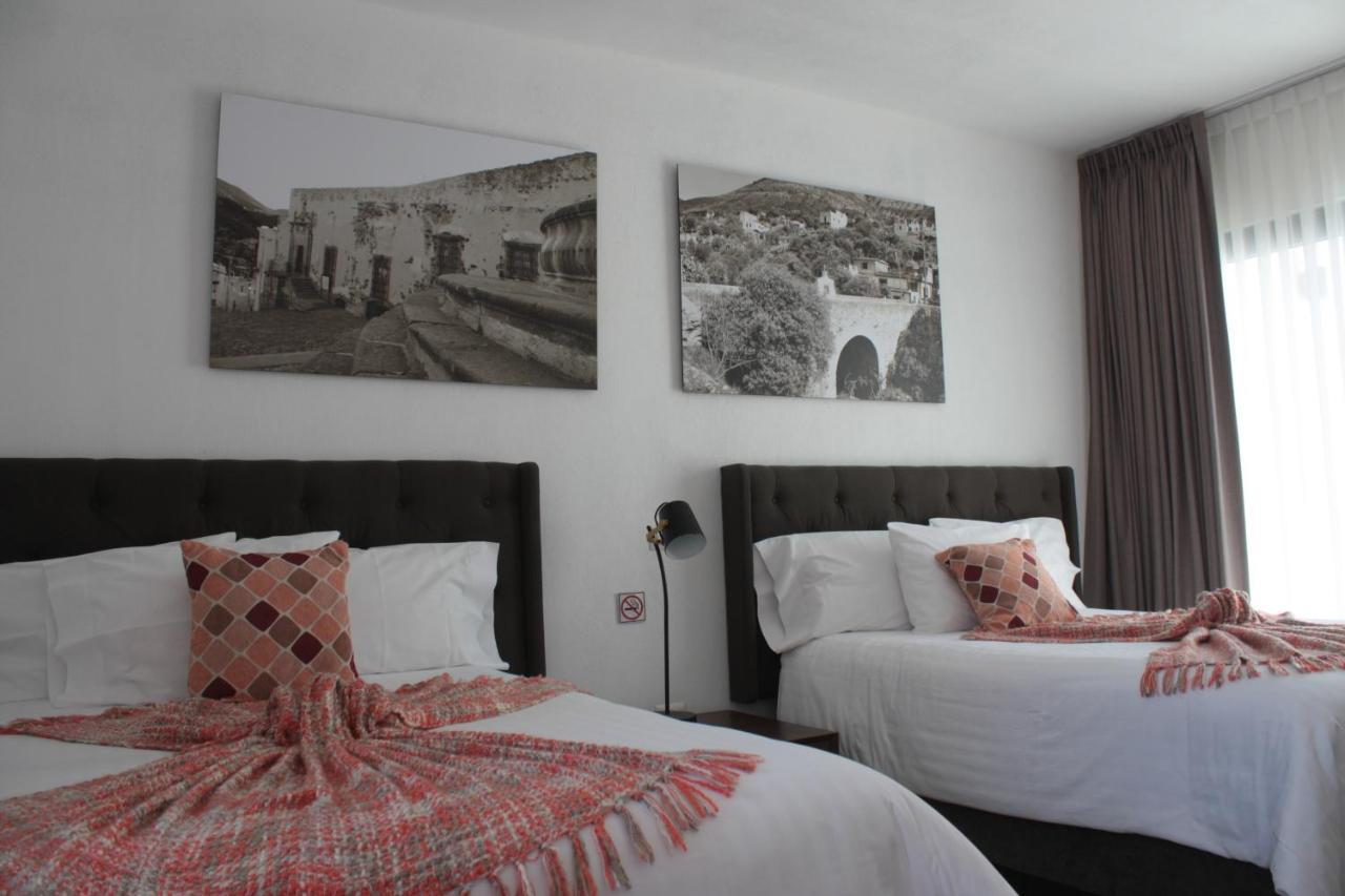 Hotel Mina Real Cedral Esterno foto