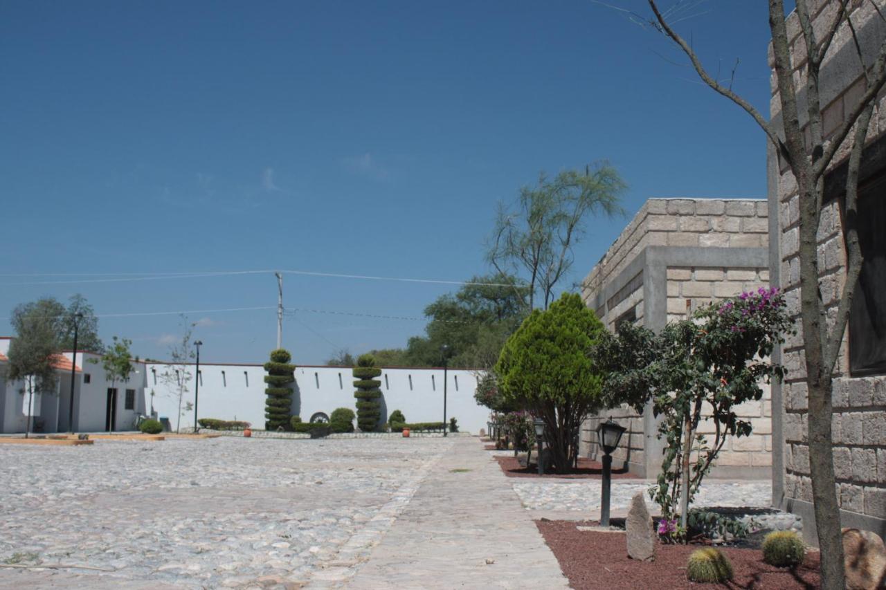 Hotel Mina Real Cedral Esterno foto
